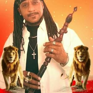 Meet your Posher, Lamont